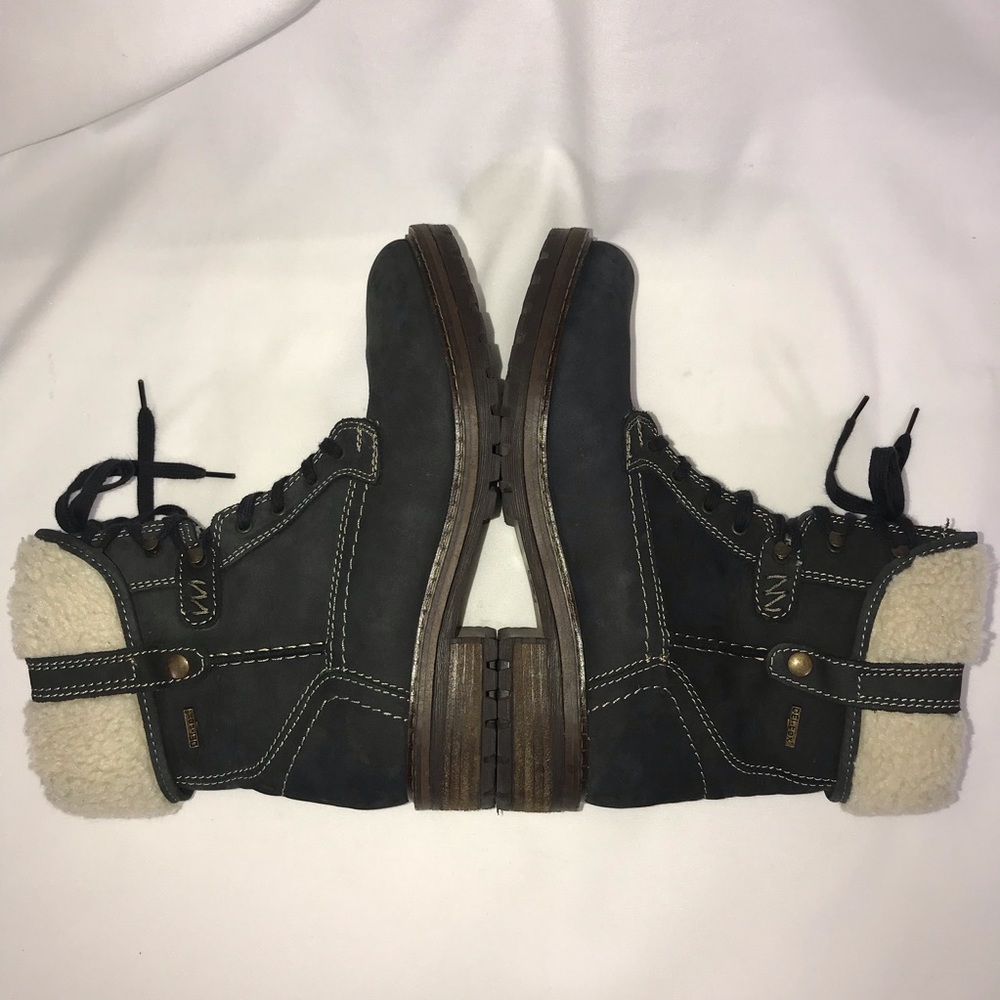Land Rover | Winter Boots - Picture 3 of 8